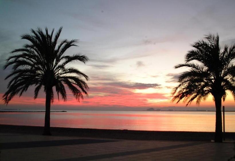 اتاق استاندارد با چشمانداز دریا, Vela