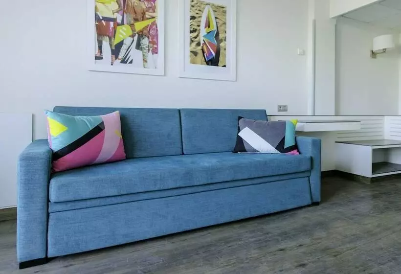 اتاق استاندارد با چشم‌انداز استخر, Spring Hotel Bitácora