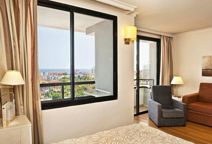 Номер Стандарт Вид на Бассейн, Spring Hotel Bitácora