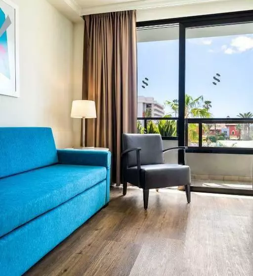 اتاق استاندارد سه تخته با چشم‌انداز استخر, Spring Hotel Bitácora