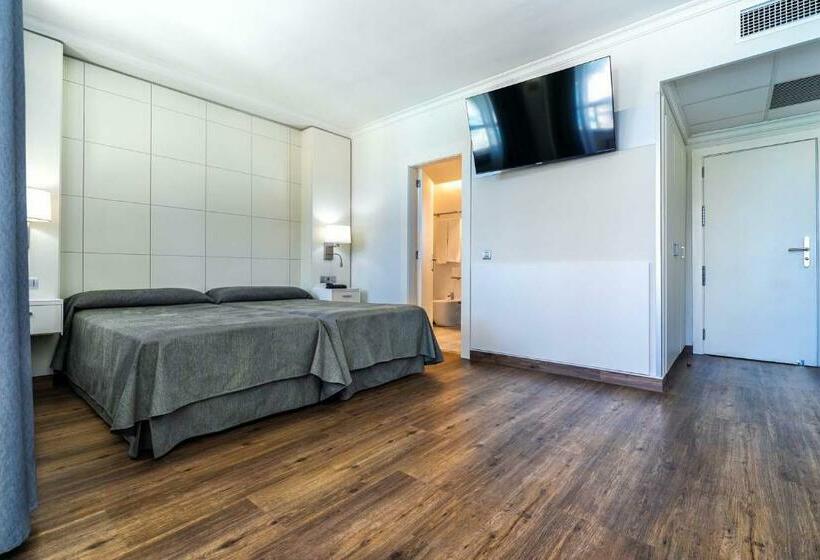 Семейный Номер, Spring Hotel Bitácora