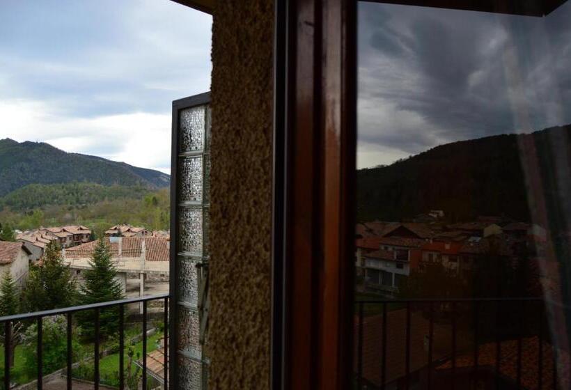 标准间, Hostal L'escon