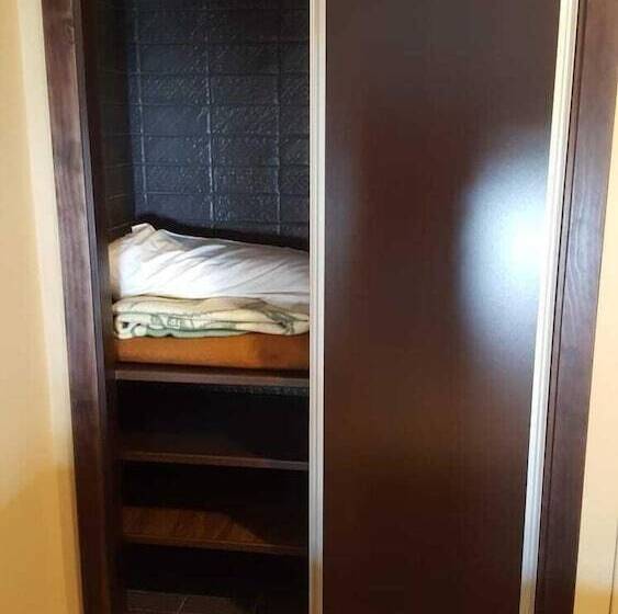 スタンダードシングルルーム, Hostal Malaga
