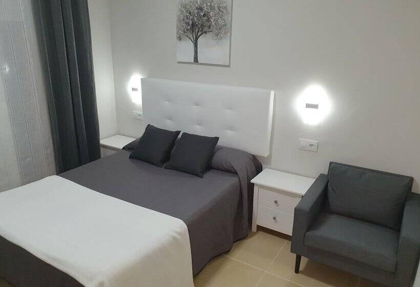 スタンダードルーム, Hostal Malaga