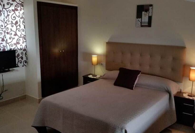 スタンダードルーム, Hostal Malaga