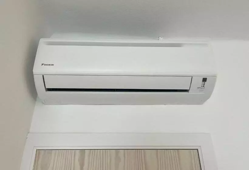 Suite 2 Dormitorios, Hostal Rom Familiar