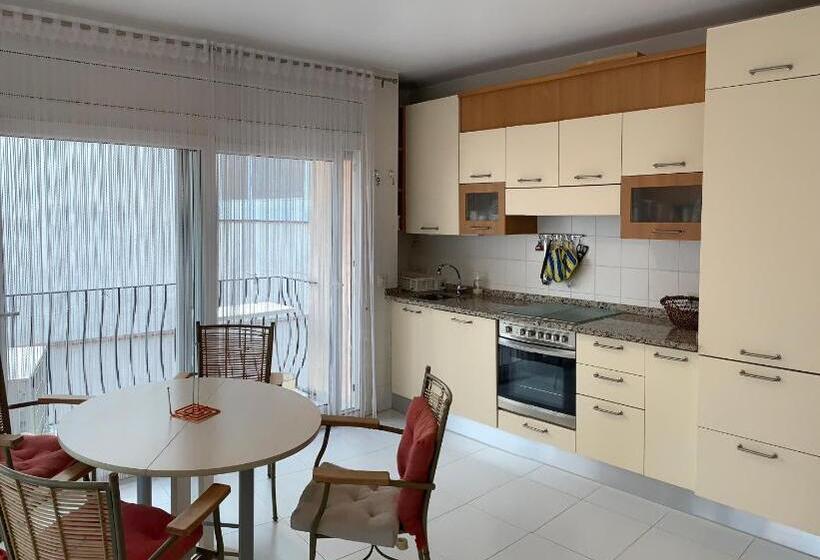 バルコニー付き１ベッドルームアパートメント, Hostal Rom Familiar