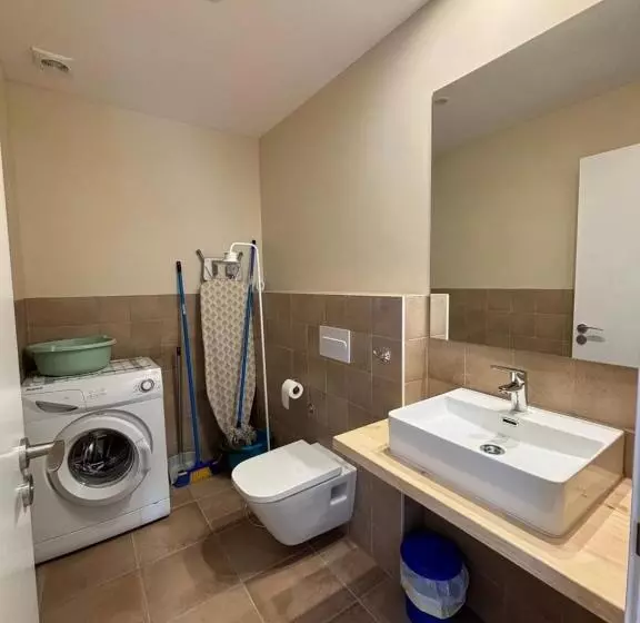 Casa 3 Dormitorios, Hostal Rom Familiar