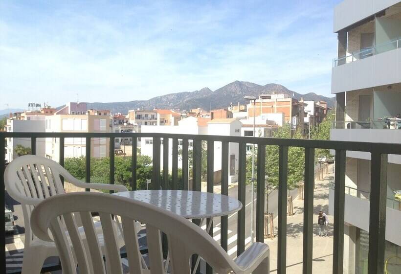 Camera Familiare, Hostal Rom Familiar