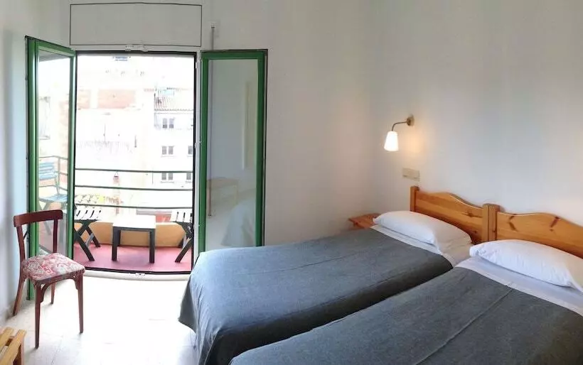 Habitación Estándar, Hostal Rom Familiar