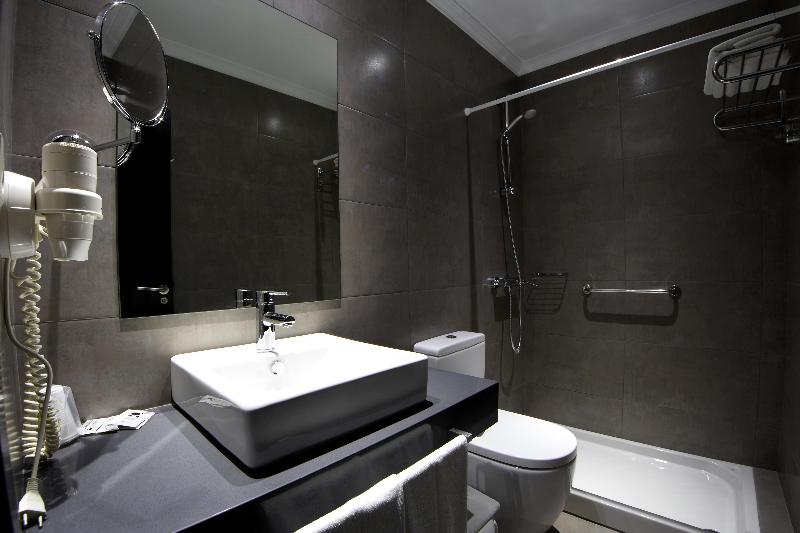 اتاق استاندارد, A Queimada