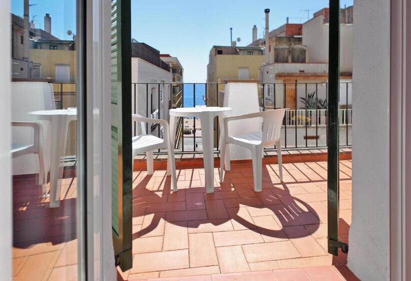 Camera Standard con Terrazza, Caleta