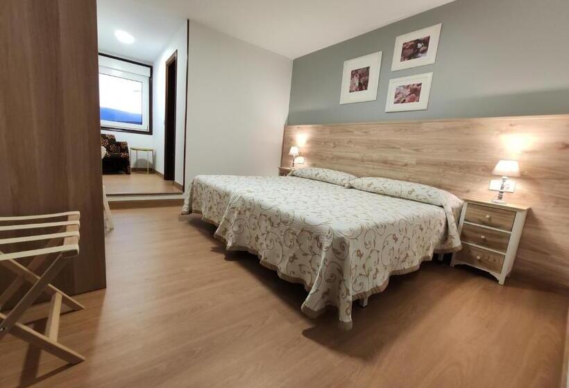 Номер Стандарт, Hostal Restaurante Paris