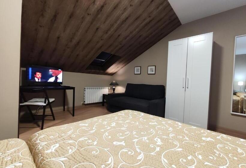 Номер Стандарт, Hostal Restaurante Paris