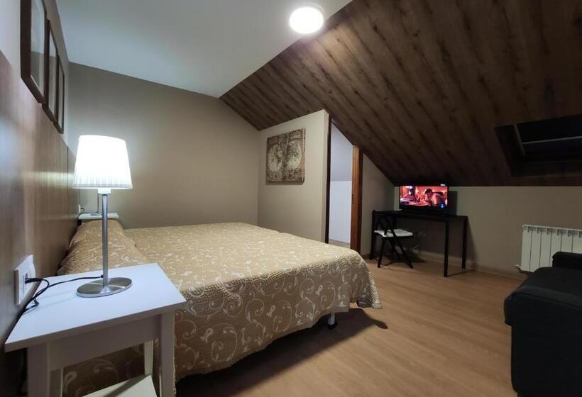 Номер Стандарт, Hostal Restaurante Paris