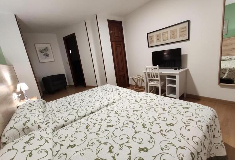 Номер Стандарт, Hostal Restaurante Paris