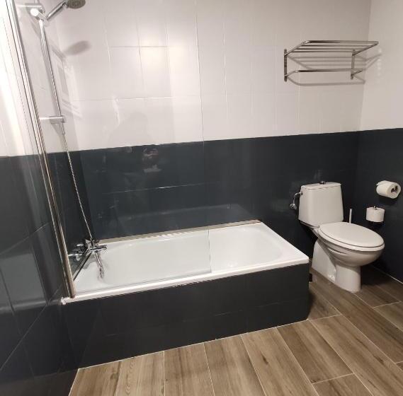 Номер Стандарт, Hostal Restaurante Paris