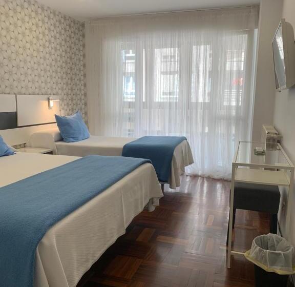 스탠다드 트리플 룸 테라스, Hostal San Fernando