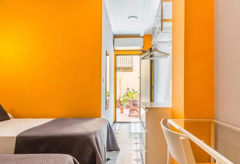 Economy Room, Hostal Tropical