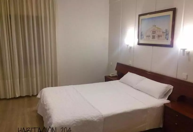 اتاق استاندارد سه نفره, Hostal Vista Alegre