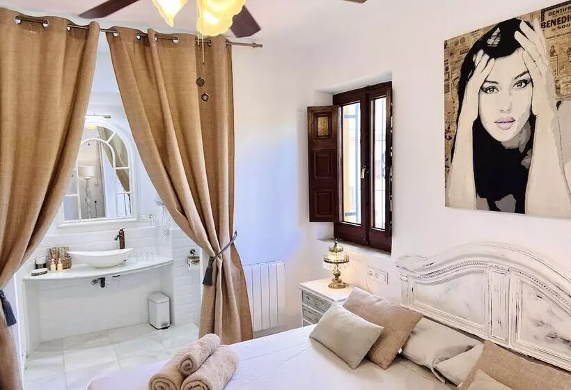 Habitació Deluxe, Ito Suecia