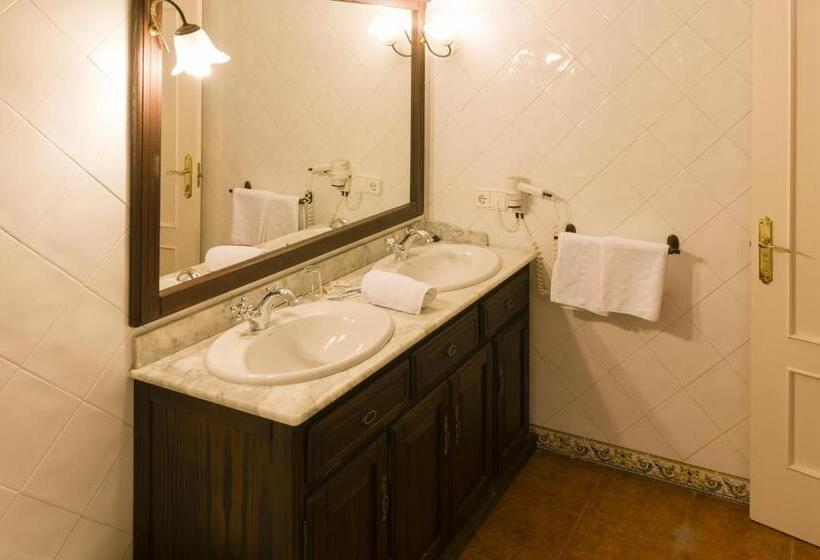 スーペリアトリプルルーム, Las Camelias