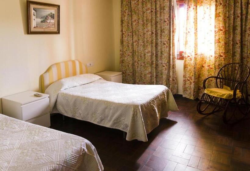 ３ベッドルームアパートメント, Las Camelias