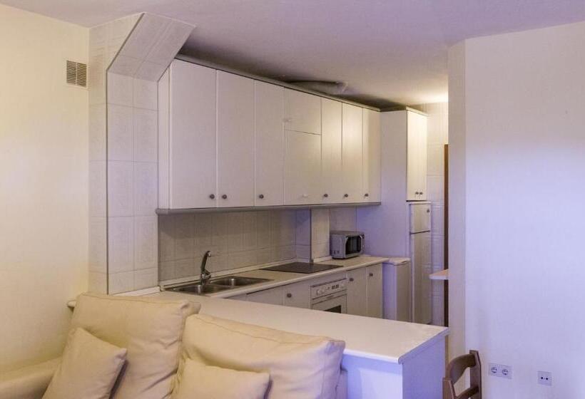 ３ベッドルームアパートメント, Las Camelias