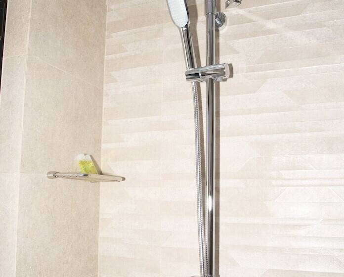 غرفة قياسية, Mercedes