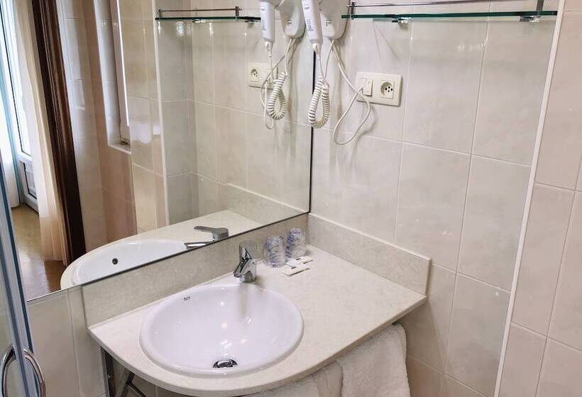 バルコニー付きスタンダードルーム, Playa De Lago