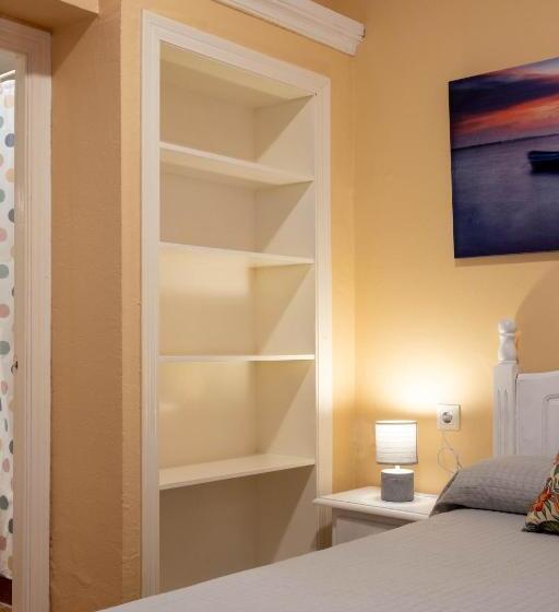 スタンダードルーム, Sanvi Xerez Centro