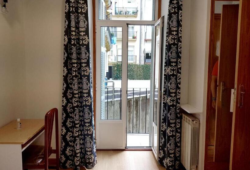 标准间带阳台, Pension Regil