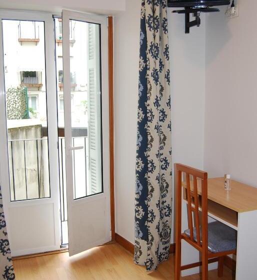 标准间带阳台, Pension Regil