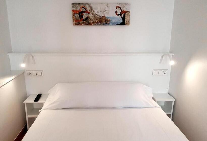 标准间带阳台, Pension Regil