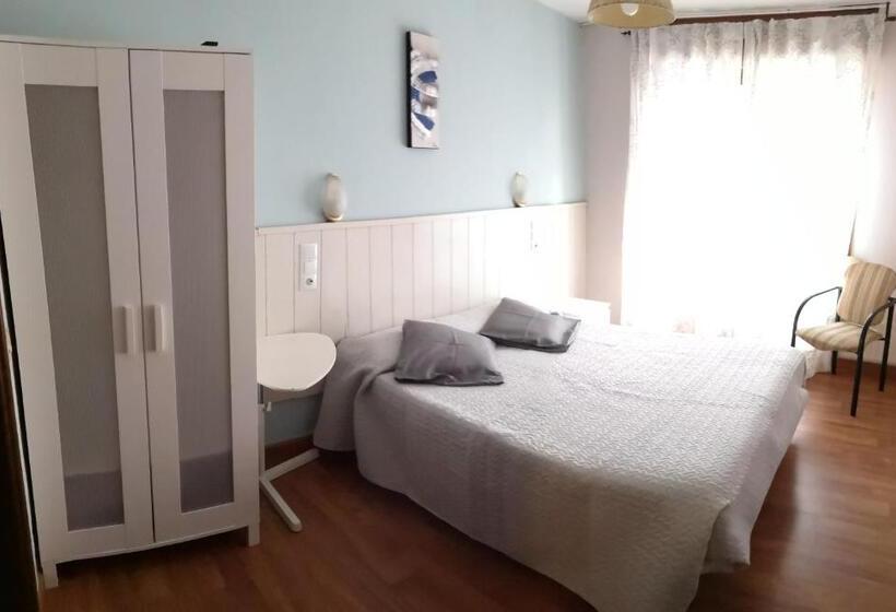 Quarto Estandar, Hostal Campoamor