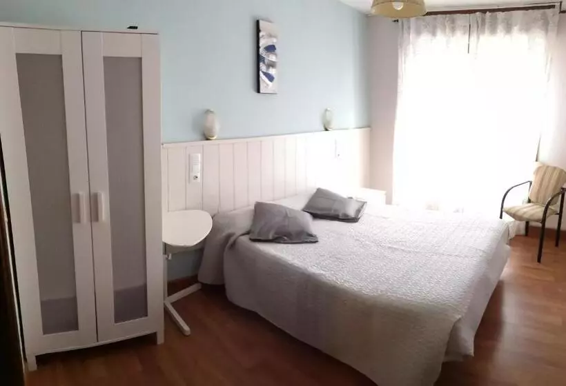 スタンダードルーム, Hostal Campoamor