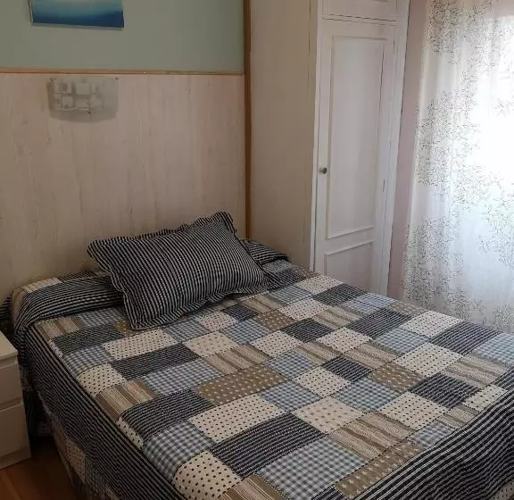 バス共有のスタンダードルーム, Hostal Campoamor