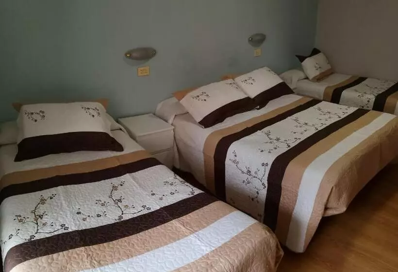 ファミリールーム, Hostal Campoamor
