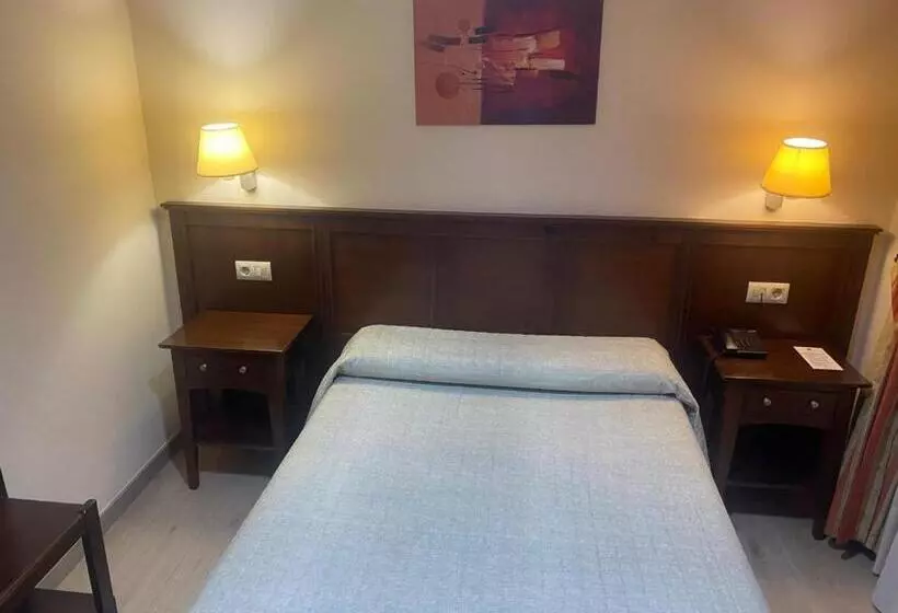 Habitación Estàndard Individual, Hostal Carmen