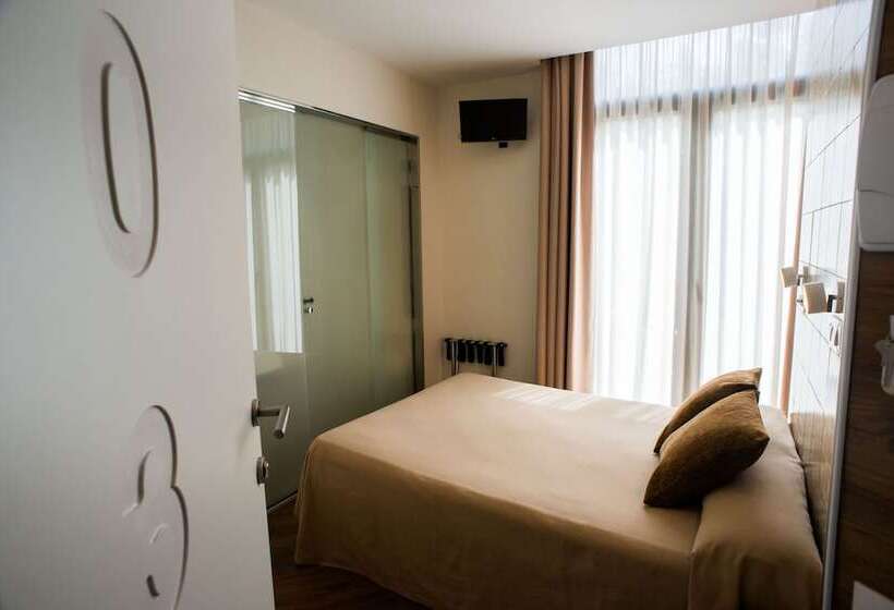 اتاق استاندارد, Hostal Marenostrum
