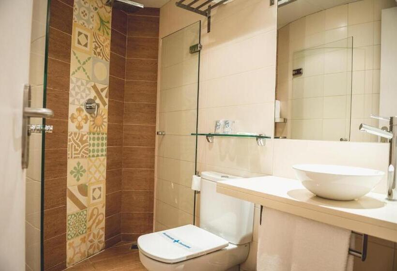 اتاق خانوادگی, Hostal Marenostrum