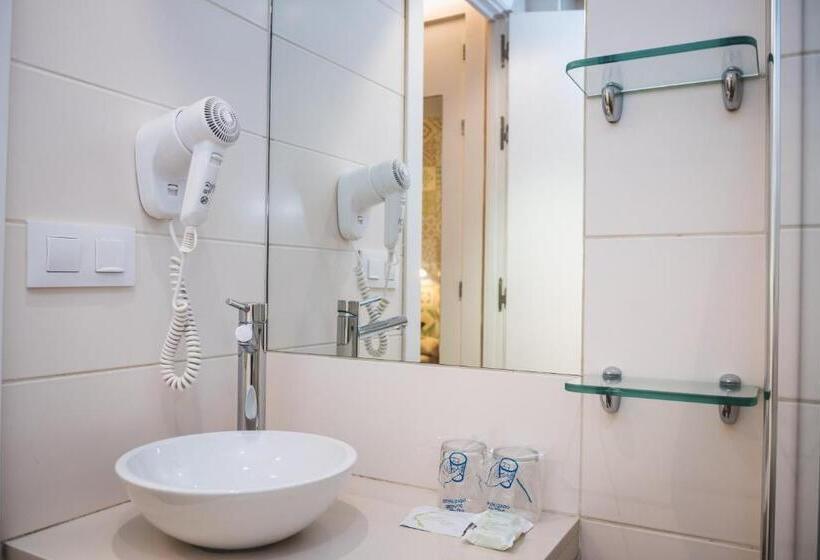 اتاق خانوادگی, Hostal Marenostrum