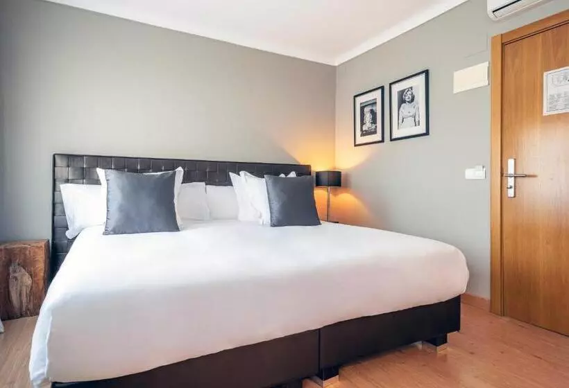 اتاق سوپریور با تخت بزرگ, Hostal Parque Ibiza
