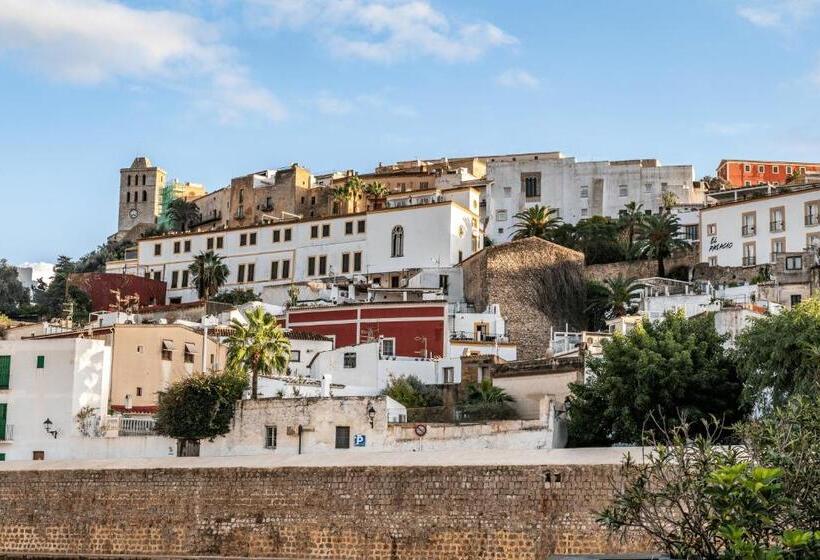 テラス付きスタンダードルーム, Hostal Parque Ibiza