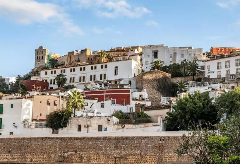 اتاق استاندارد با تراس, Hostal Parque Ibiza