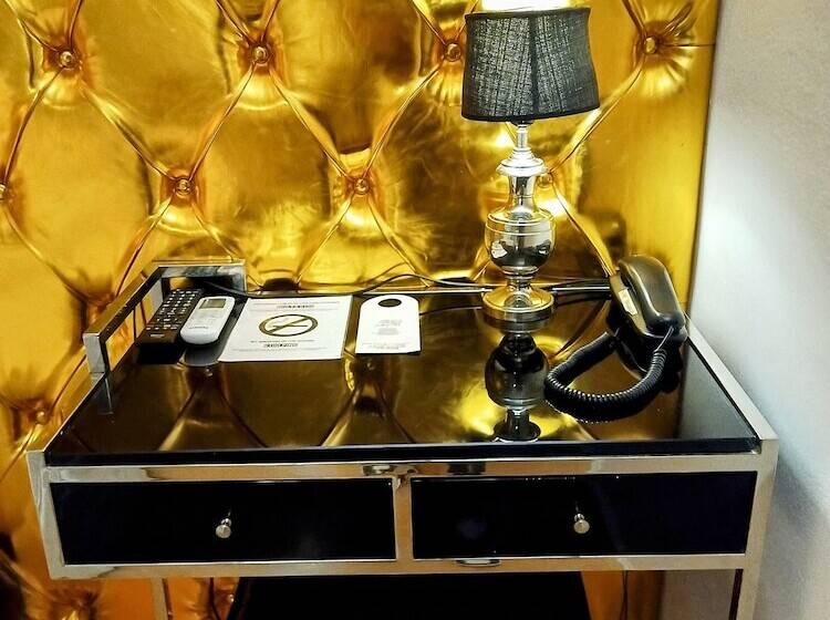 シングルベーシックルーム, Hostal Parque Ibiza