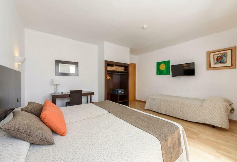 Номер Стандарт Трехместный, Florencio Ibiza