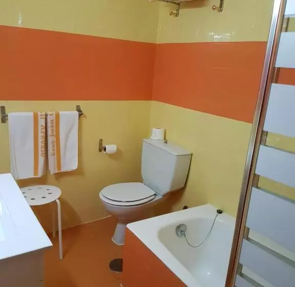 Standardzimmer, Fray Juán Gil