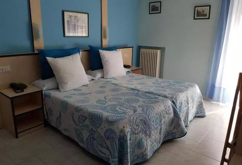 Standardzimmer, Fray Juán Gil