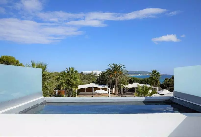 اتاق لوکس با چشمانداز دریا, Gecko Hotel & Beach Club, A Small Luxury Hotel Of The World